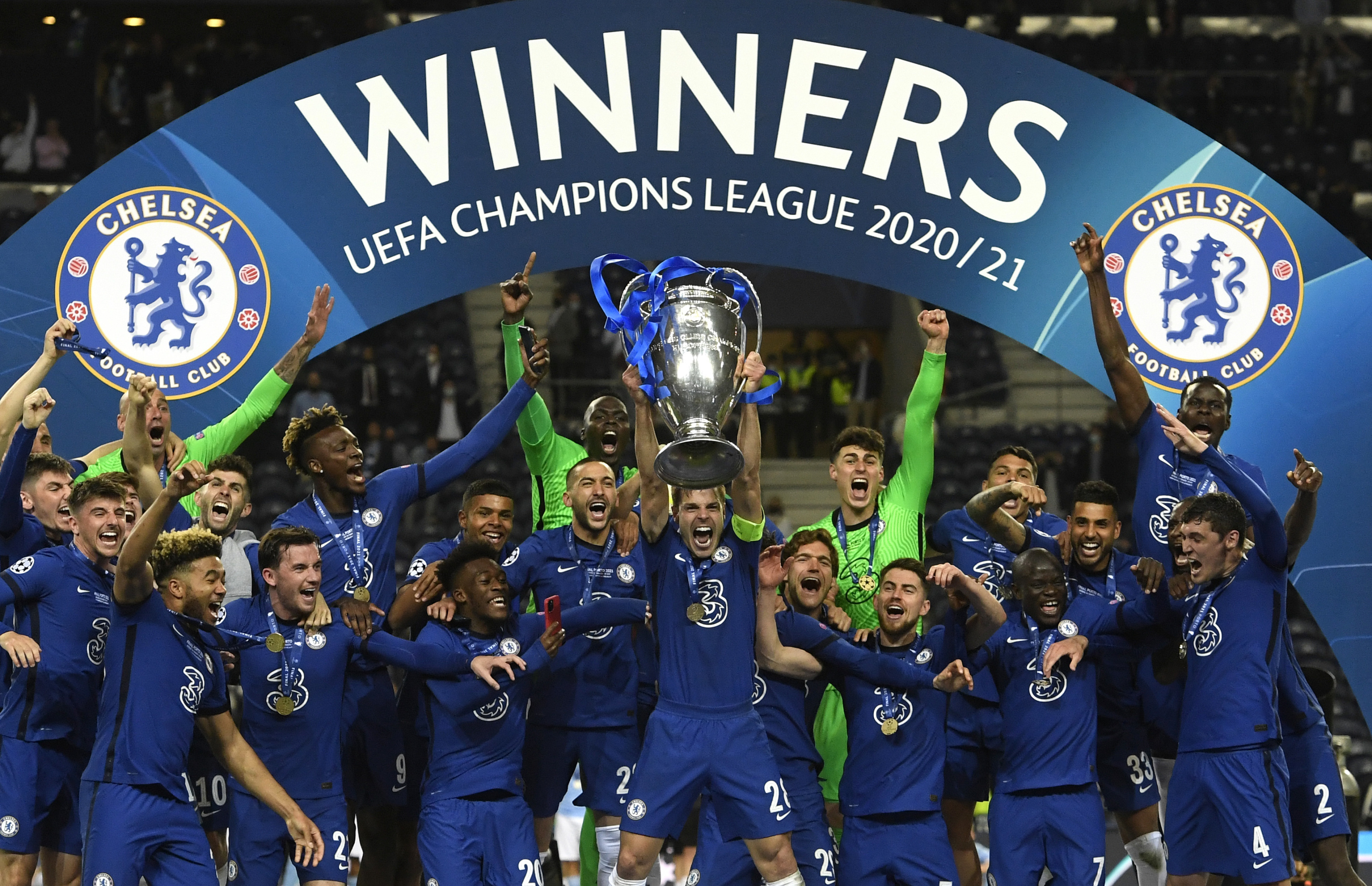 An image of chelsea lifting the UCL trophy in 2021